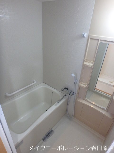 バス・シャワールーム　写真は同型タイプ