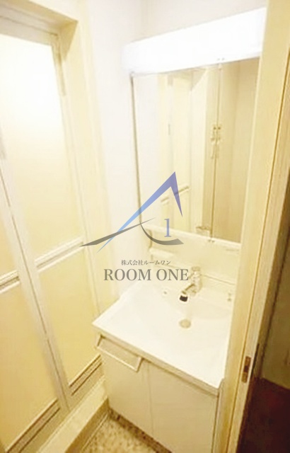 洗面設備　洗面台です。