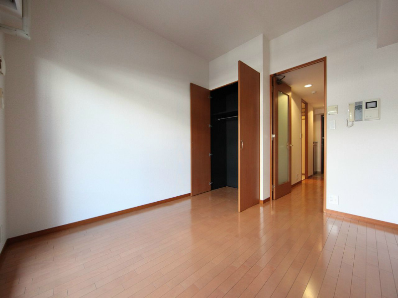 その他部屋・スペース　洋室6.5帖　クローゼット付（収納充実してます）