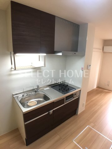 キッチン　コンパクトなキッチンで掃除もラクラク