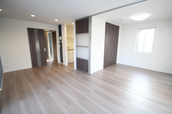 居室・リビング　※別部屋の写真です