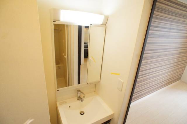 洗面設備　同仕様