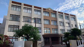 中学校　大阪市立昭和中学校（中学校）まで523m