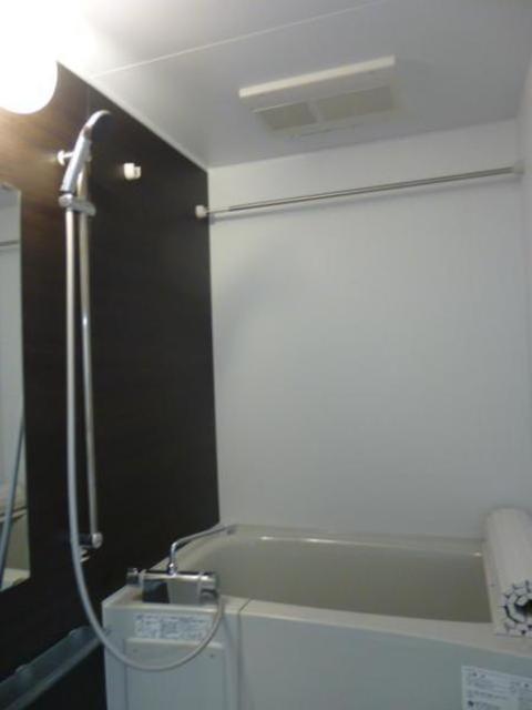 バス・シャワールーム　バスルーム