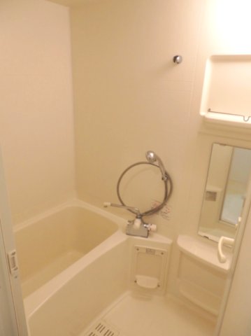 バス・シャワールーム　綺麗な浴室