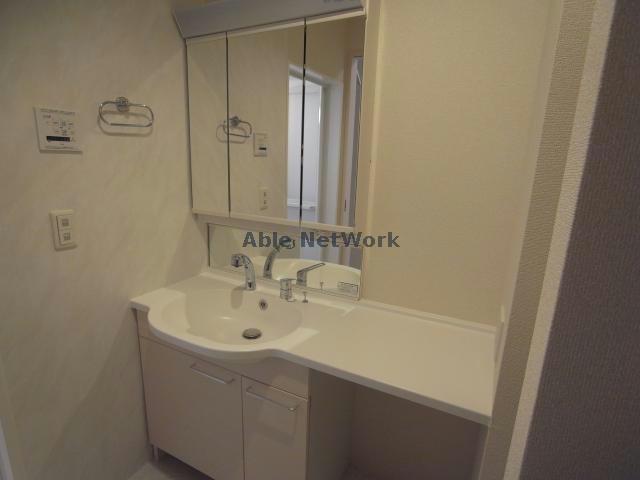 洗面設備　※同型参照