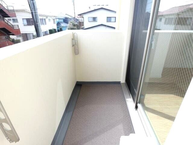 バルコニー　広いバルコニー