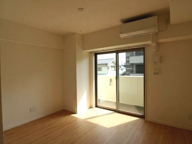 居室・リビング　エアコン付き