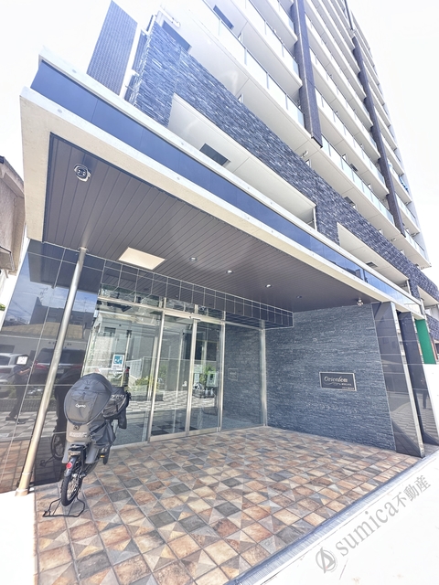 エントランス　閑静な住宅街に佇む豪華マンション♪