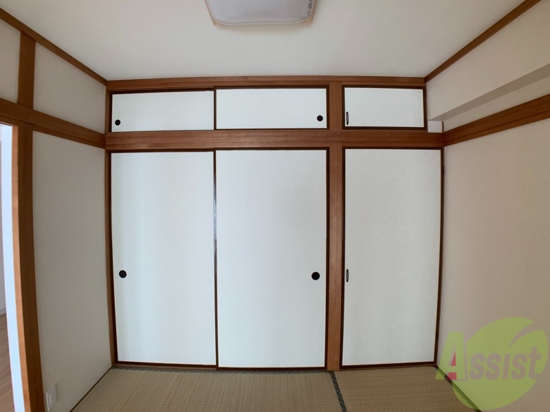 収納　収納がこちらの押し入れをお使いください。