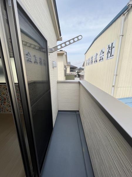 バルコニー　東向きです！