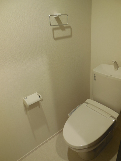 トイレ　★ウォシュレット付きです。