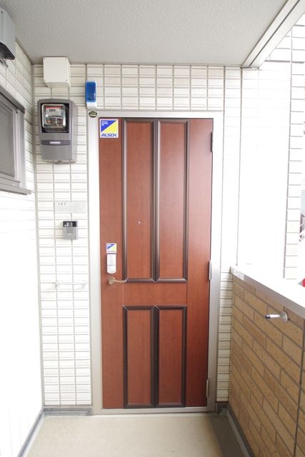 エントランス　★玄関の外観★