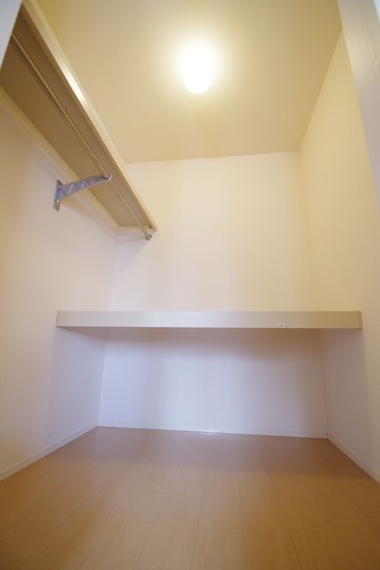 収納　★ウォークインクローゼット★