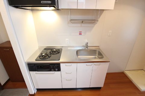 キッチン　2口コンロのシステムキッチンです。