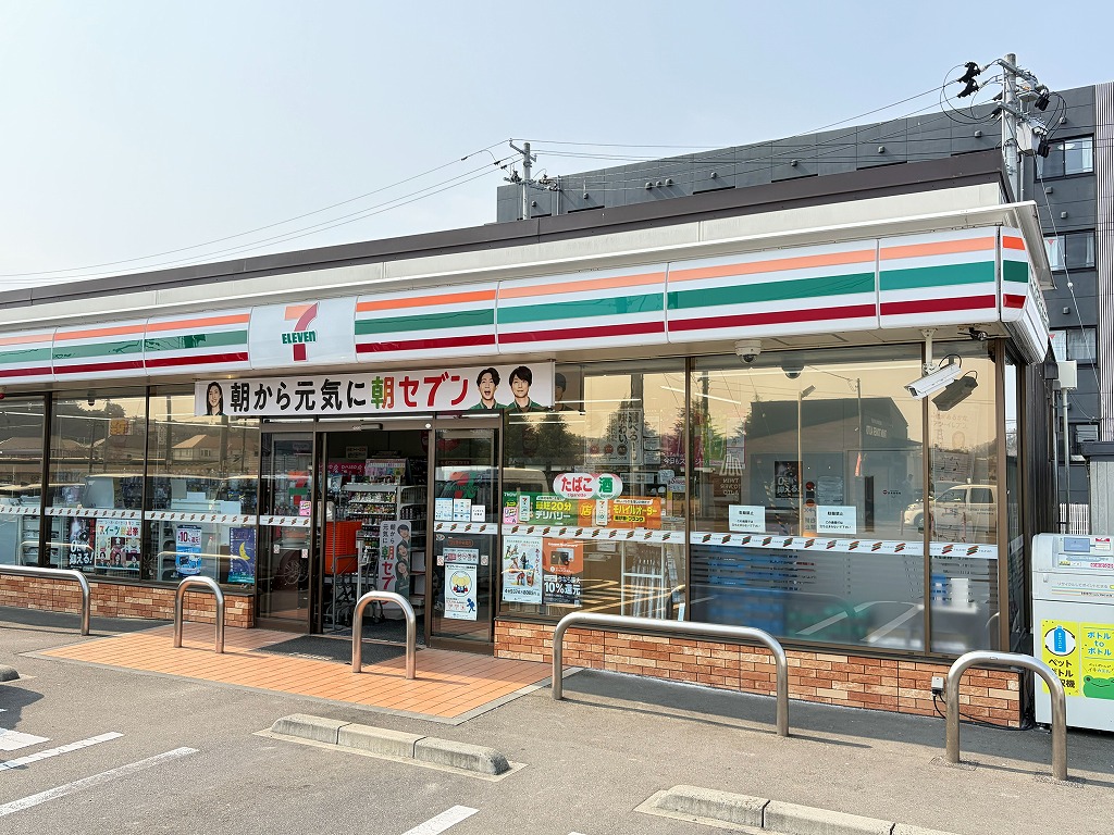 コンビニ　セブンイレブン仙台泉中央南店（コンビニ）まで528m