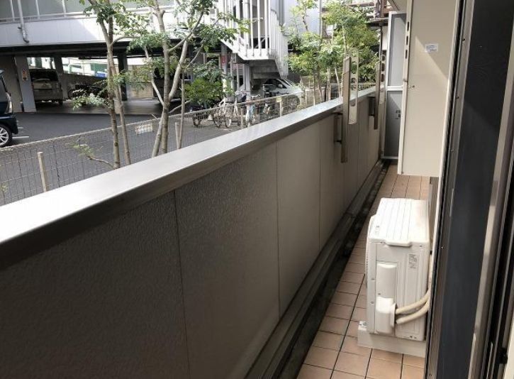 バルコニー　バルコニー
