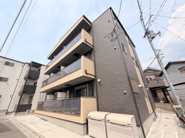 建物外観　綺麗な外観の素敵なお部屋があなたを待っています。