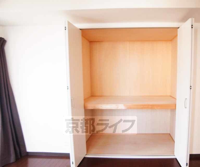 収納　４０６号室写真です