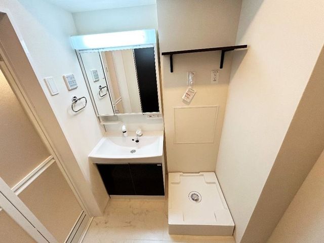 洗面設備　※同タイプの写真です。