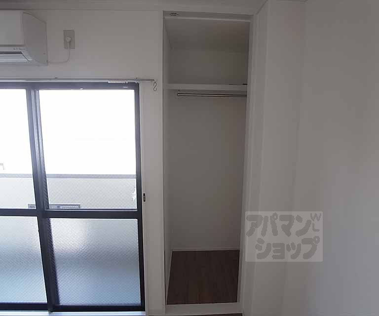 収納　洋室収納