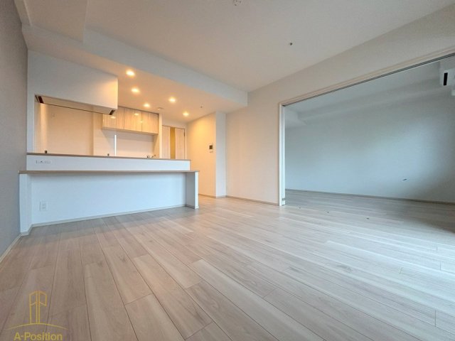 居室・リビング　Splendide NAMBAIII