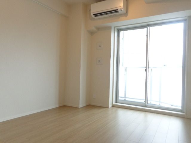 居室・リビング　洋室9.2帖・エアコン