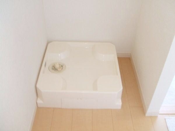 その他　♪あると何だか安心な洗濯機置場♪