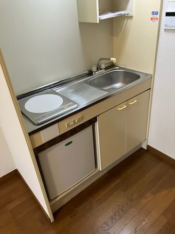 キッチン　コンパクトなキッチンで掃除もラクラク