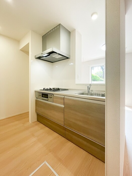 キッチン　3口コンロ・グリル付きです★