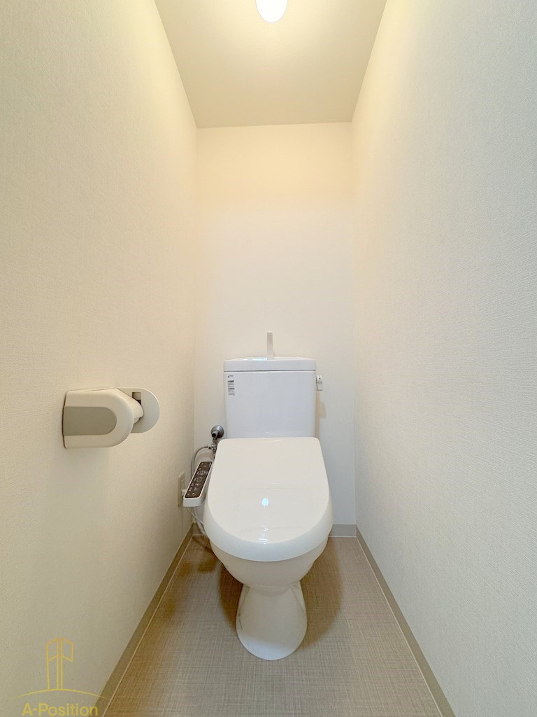 トイレ　エルパラッツォ京橋