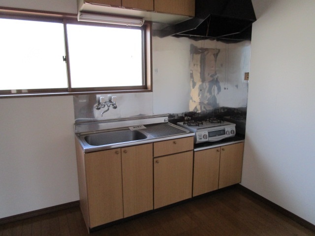 キッチン　二口ガスコンロ付き