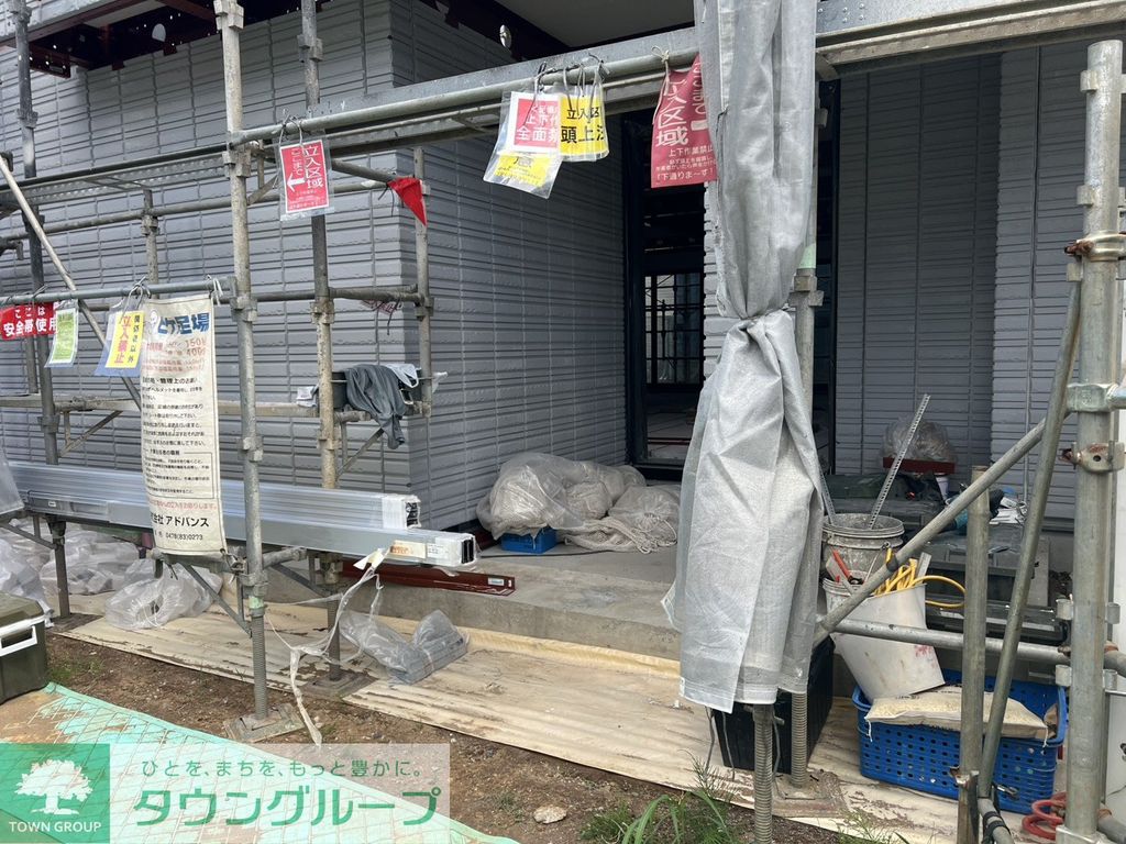 ロビー　駐車場