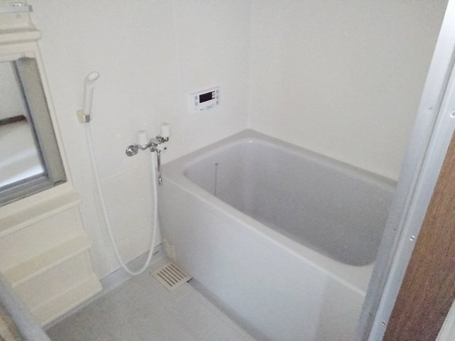 バス・シャワールーム　日々の疲れを癒すお風呂付です