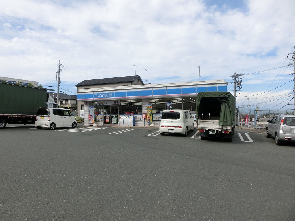 コンビニ　ローソン 浜松半田店（コンビニ）まで40m