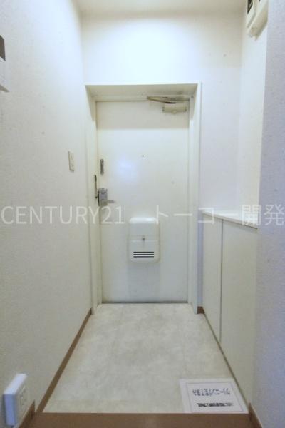 玄関　別部屋の参考写真です。現況有姿