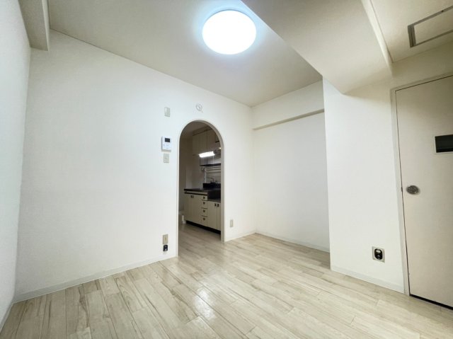 居室・リビング　※別部屋参考写真