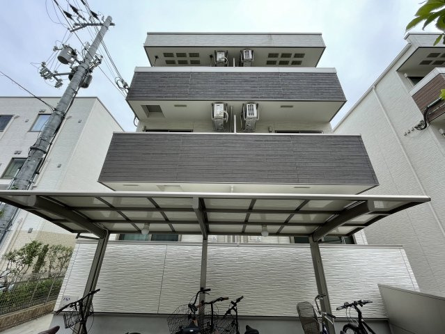建物外観　シンプルできれいな外観です。