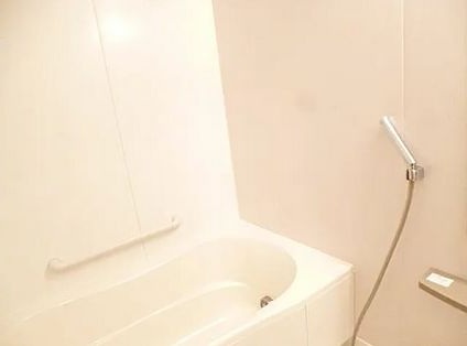 バス・シャワールーム　写真は同タイプ住居です。