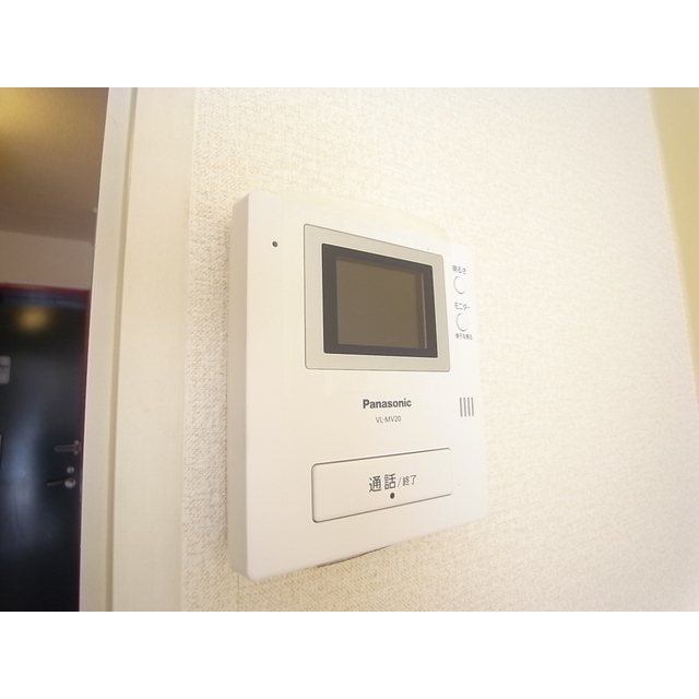 セキュリティ　退去前につき他号室の参考写真です。