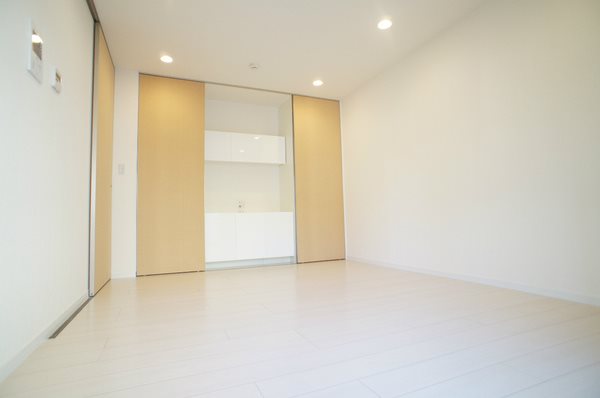 居室・リビング　同建物、他号室写真参照
