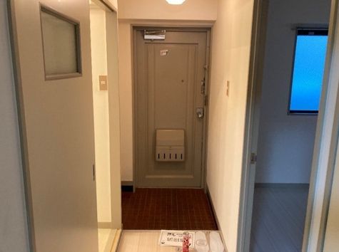 玄関