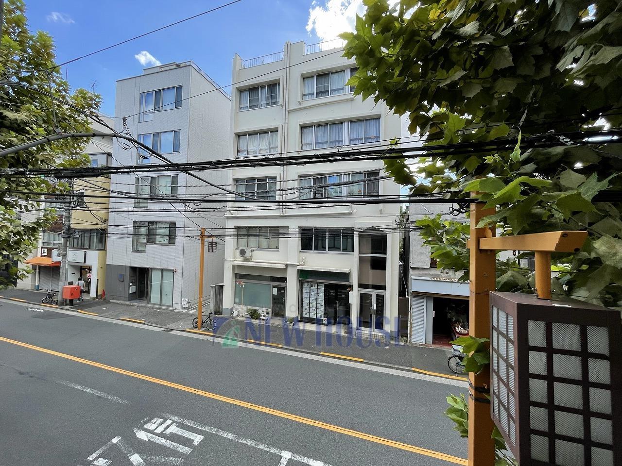 眺望　牛込中央通りを見下ろす眺望