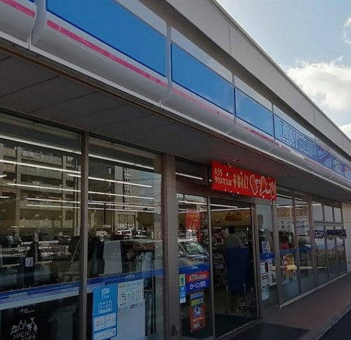 コンビニ　ローソン 福岡名島三丁目店（コンビニ）まで559m