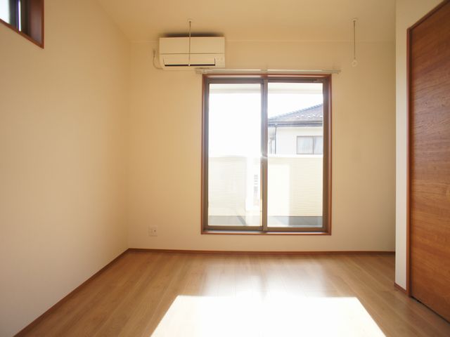 その他部屋・スペース　清潔感のあるきれいな洋間です♪