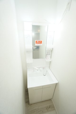洗面設備　※同物件・同タイプの写真です。