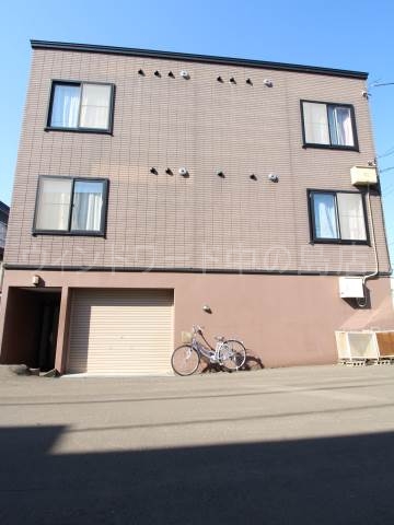 建物外観　詳細は、ウィンドワード中の島までご相談下さい。