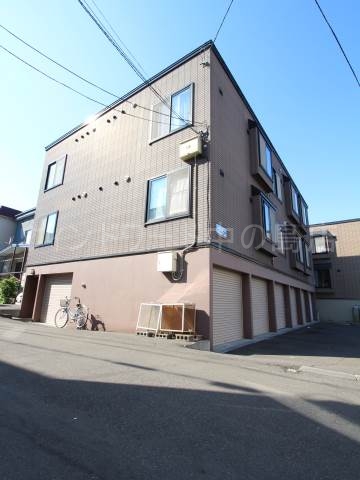 建物外観　詳細は、ウィンドワード中の島までご相談下さい。