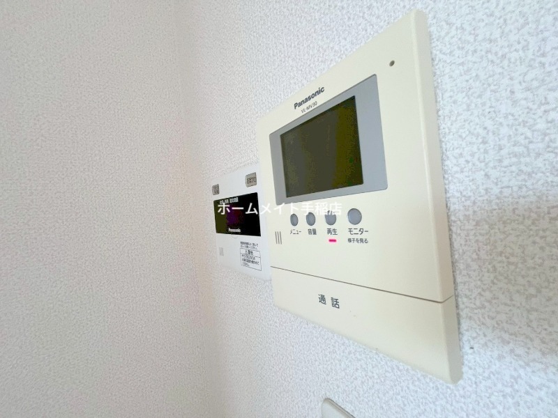 セキュリティ　モニター付きインターホンで安心です♪
