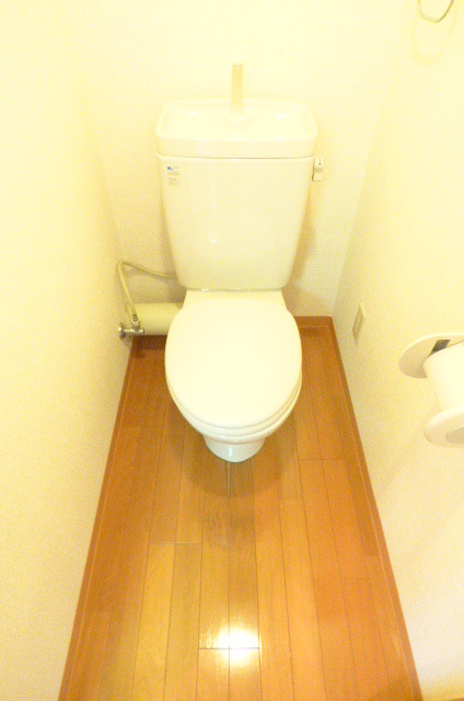 トイレ　※別部屋参考写真